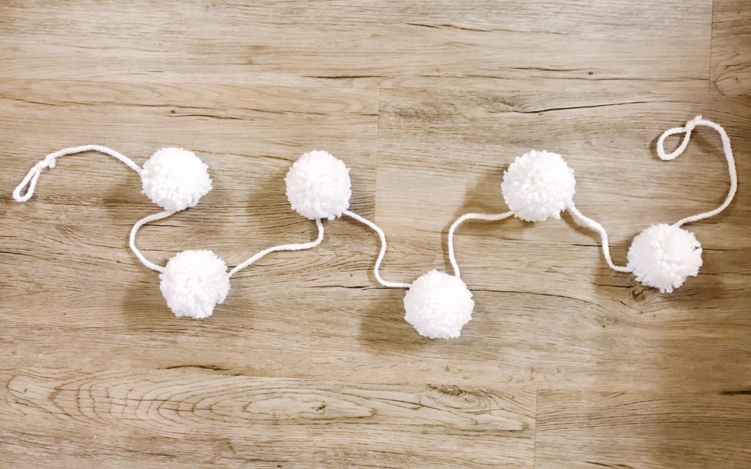 DIY Pom Pom Garland