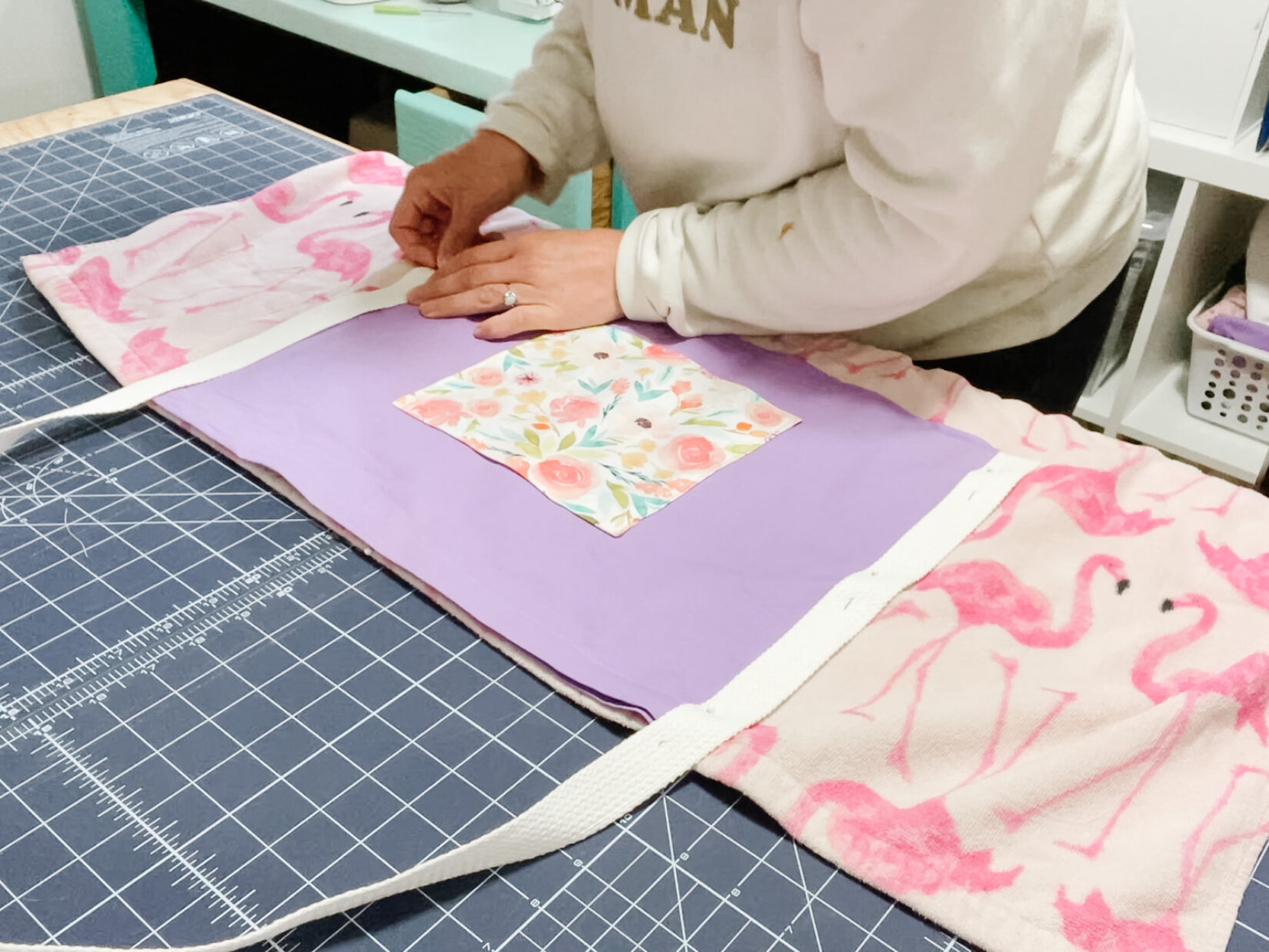 how to sew a beach towel tote - sew bright creations