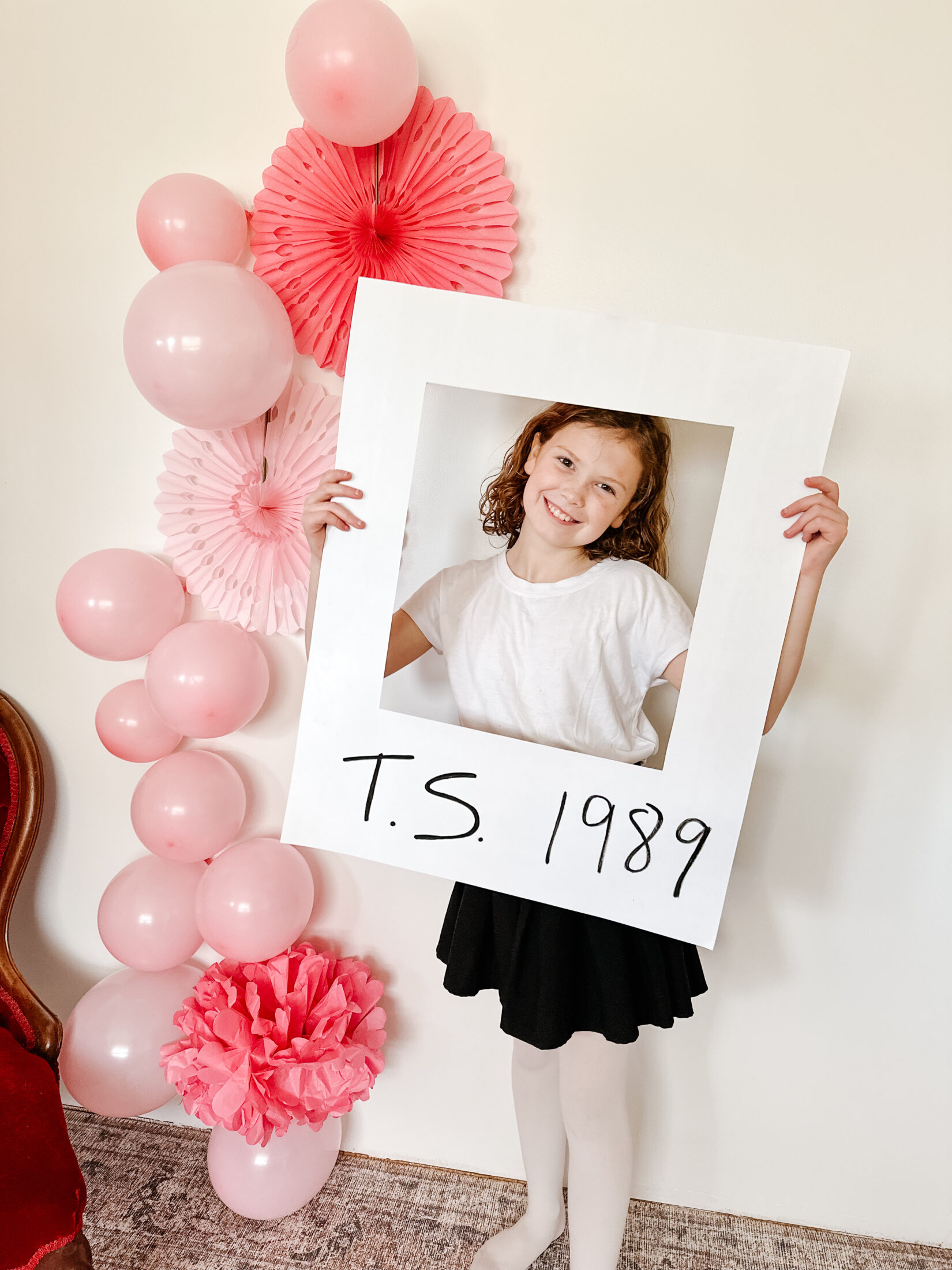 Taylor Swift Party Decorations | Taylor Swift Birthday Party Ideas | Swiftie Party | Taylor Swift Photo Booth | Swiftie Celebration