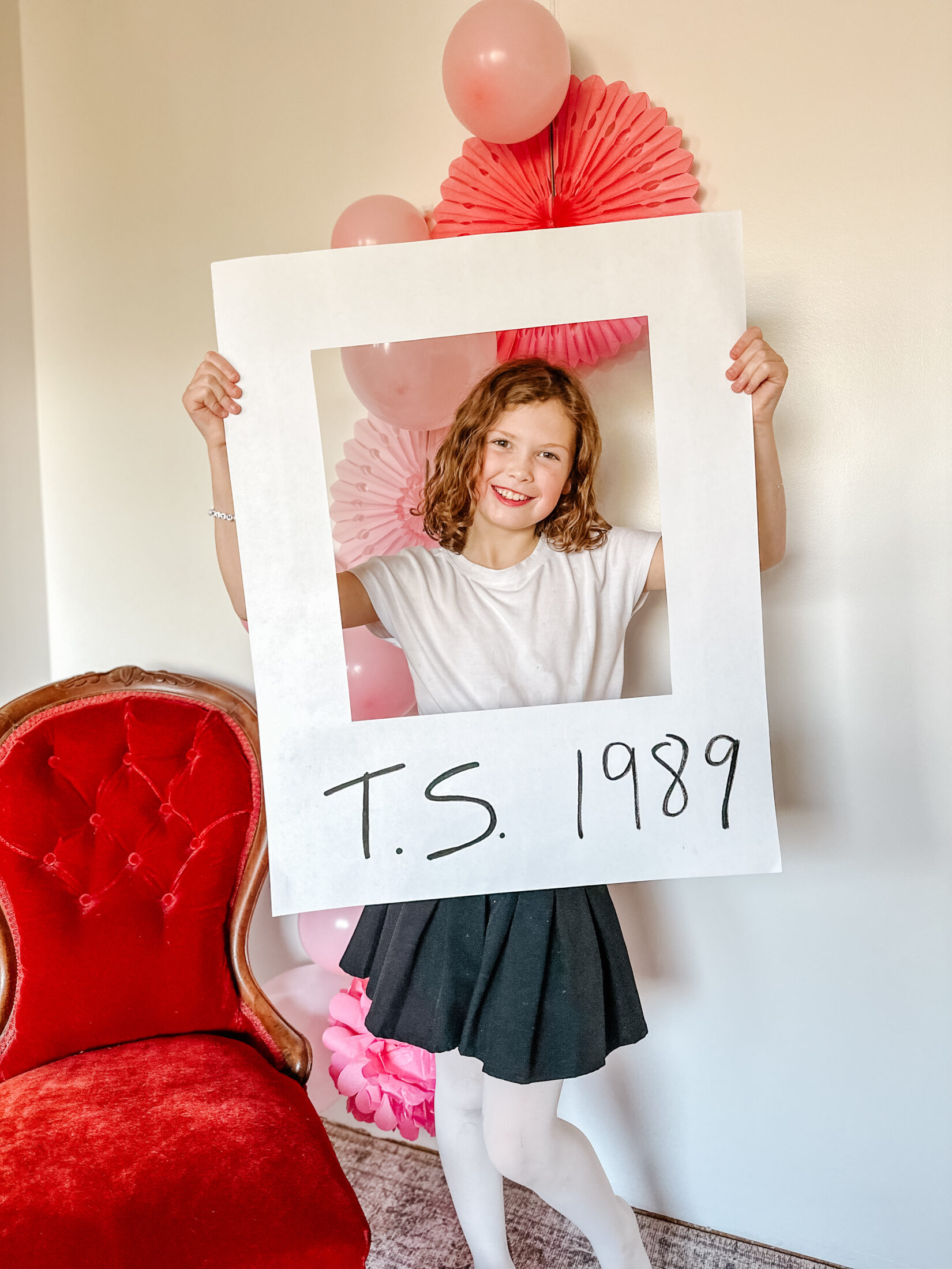 Taylor Swift Party Decorations | Taylor Swift Birthday Party Ideas | Swiftie Party | Taylor Swift Photo Booth | Swiftie Celebration