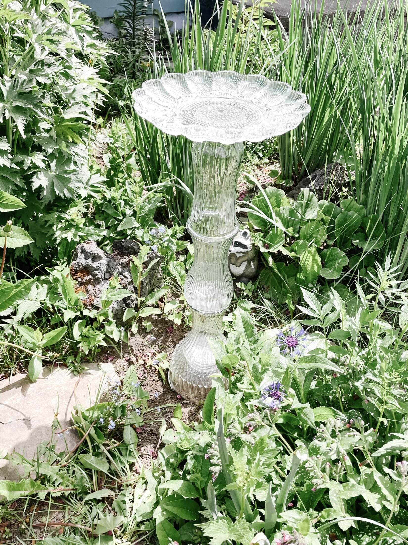 Thrifted Glass Bird Bath | DIY Bird Bath | Upcycled Glass Projects | How to Make a bird bath | Garden Thrift Flips